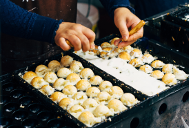 写真:たこ焼きが写っています